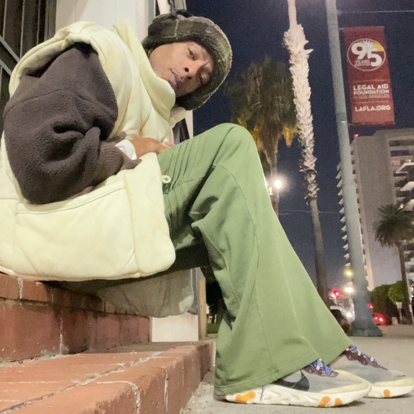 Meet your Posher, Aaron - Picture 11 of 17